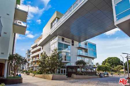 1705 Ocean Avenue #315 Santa Monica, CA 90401