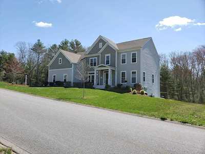 32 Farrington Ave Wrentham, MA 02093