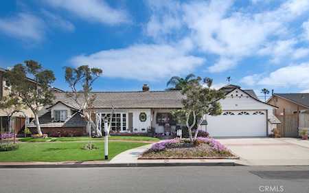 474 16th Place Costa Mesa, CA 92627