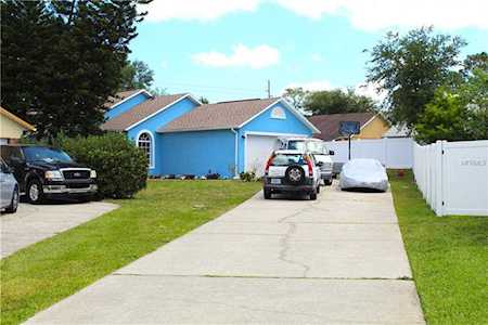 1021 Bartlett Court Oviedo, FL 32765