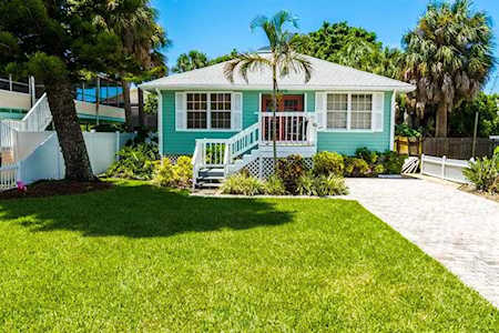 1216 Bay Palm Boulevard Indian Rocks Beach, FL 33785
