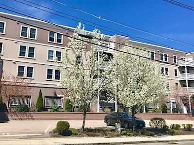 414 Mount Hope St #207 North Attleboro, MA 02760