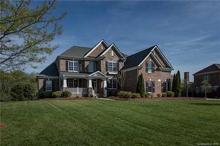 712 Wandering Way Dr Waxhaw, NC 28173