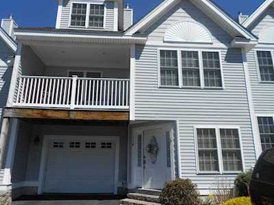 114 Carrington Lane #114 Uxbridge, MA 01569