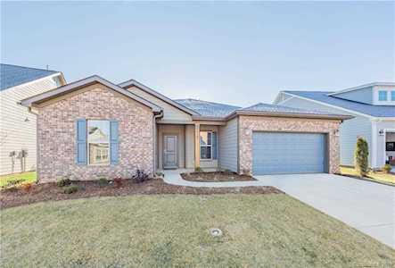 4787 Looking Glass Trl Denver, NC 28037