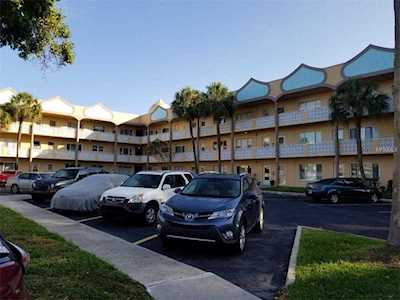2466 Ecuadorian Way #58 Clearwater, FL 33763