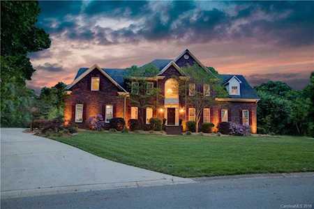 1538 Chadmore Ln Concord, NC 28027