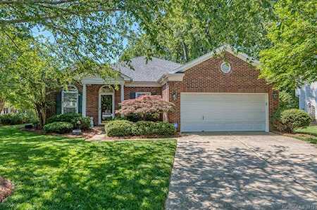 10600 Sycamore Club Dr Mint Hill, NC 28227