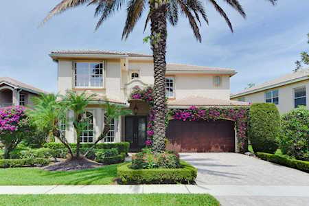 8561 Breezy Oak Way Boynton Beach, FL 33473
