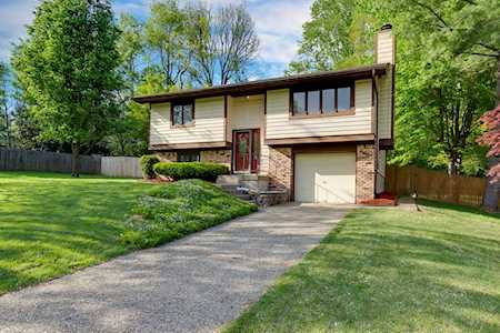 8707 Shepherds Ct Louisville, KY 40291