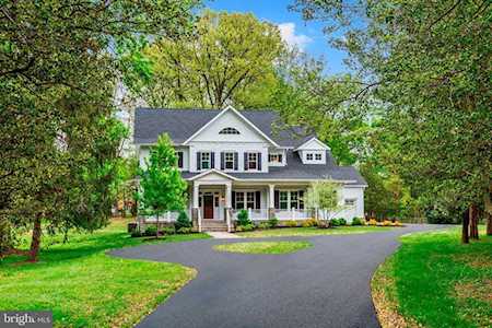 1867 Beulah Rd Vienna, VA 22182