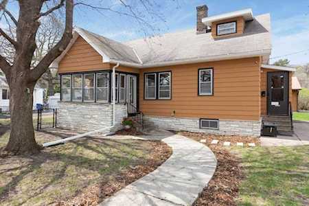 1397 Alaska Avenue Saint Paul, MN 55116
