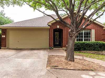 9317 Axtellon Ct Austin, TX 78749