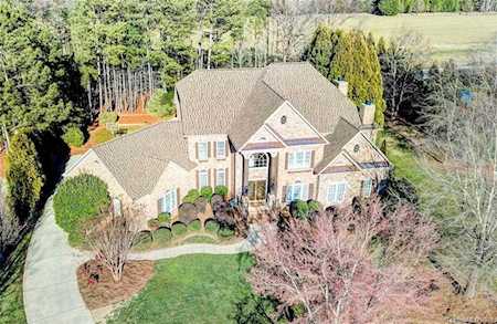 9200 Skipaway Dr Waxhaw, NC 28173