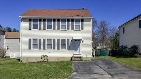 7 Poultens Green Way Chelmsford, MA 01863