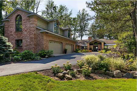 4029 SE Reeds Lake Blvd Grand Rapids, MI 49506