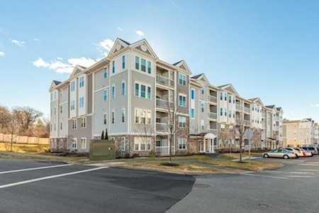75 Augustus Ct #1002 Reading, MA 01867