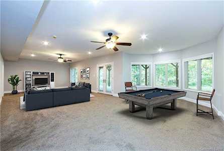 145 Summerwind Dr Mooresville, NC 28117