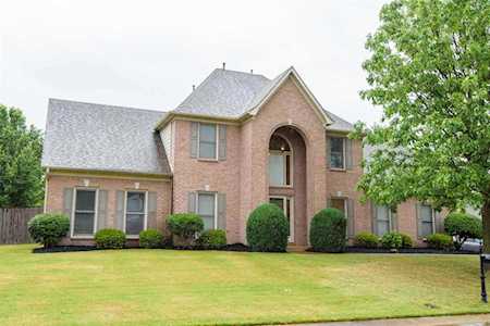 9836 Windward Slope Dr Lakeland, TN 38002