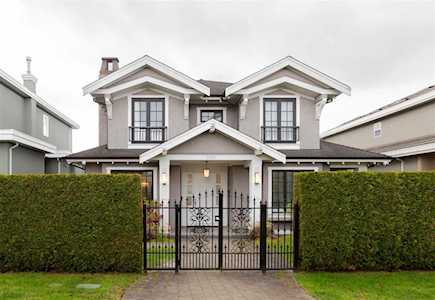2336 W 22nd Avenue Vancouver, BC V6L 1L9