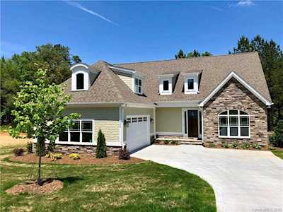 4938 Killian Crossing Dr Denver, NC 28037