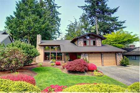 4663 150th Place SE Bellevue, WA 98006