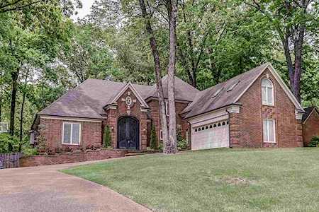 7828 Woodchase Dr Memphis, TN 38016