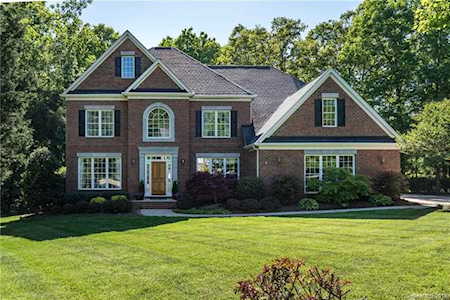 1118 Dobson Dr Waxhaw, NC 28173