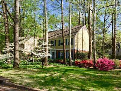 8439 Briar Creek Cv Germantown, TN 38139