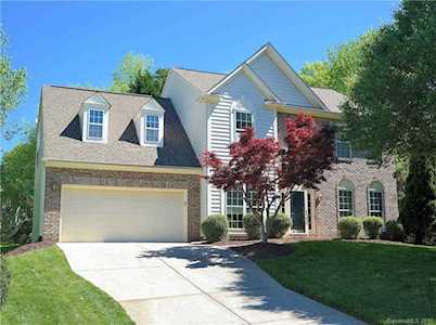 7711 Epping Forest Dr Huntersville, NC 28078
