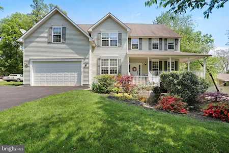 45542 Lakeside Dr Sterling, VA 20165