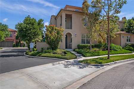 27 Homeland Irvine, CA 92618