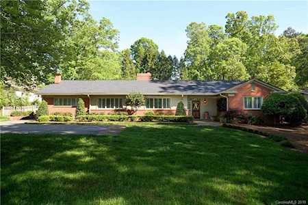 2111 Ferncliff Rd Charlotte, NC 28211