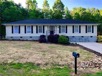 7519 Water Haven Trl Denver, NC 28037