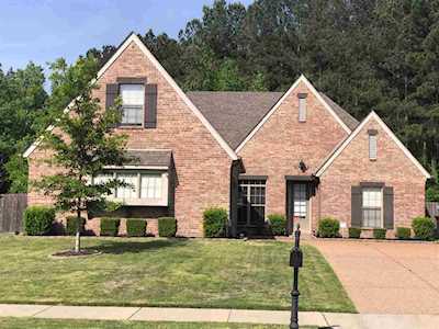 6312 Bending River Rd Bartlett, TN 38135