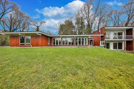 5 Stonewall Rd Lexington, MA 02421