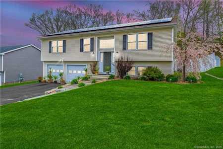 91 Shadybrook Lane Waterbury, CT 06706