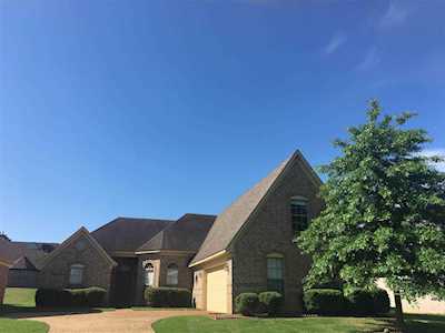75 Whispering Ridge Cv Oakland, TN 38060