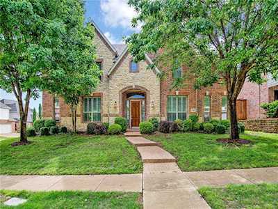 8208 Prince Wales Court Plano, TX 75025