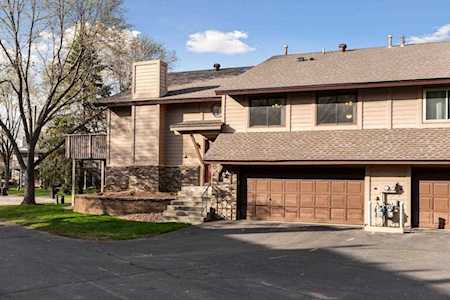 11249 Xavier Circle Bloomington, MN 55437