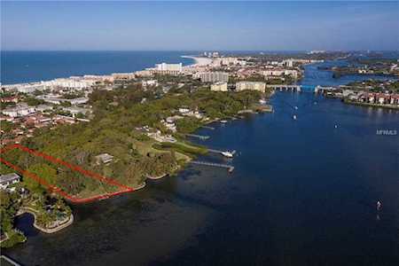 6837 Peacock Road Sarasota, FL 34242