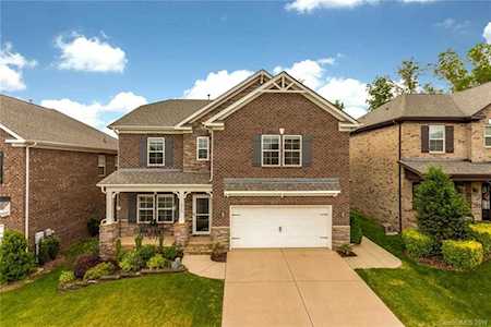 2323 NW Barrowcliffe Dr Concord, NC 28027