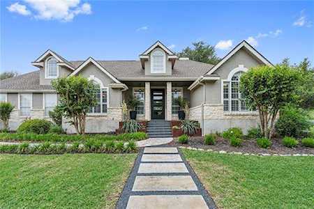 12007 Colleyville Dr Bee Cave, TX 78738