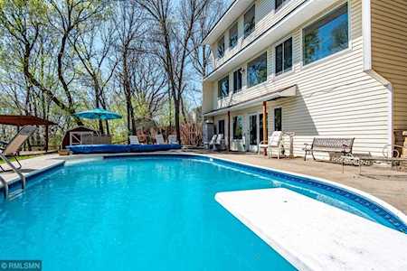 2200 Bonnie Lane Saint Paul, MN 55119