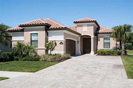 5938 Cessna Run Lakewood Ranch, FL 34211