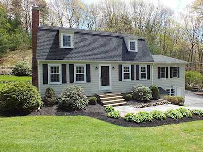 21 Rack Rd Chelmsford, MA 01824