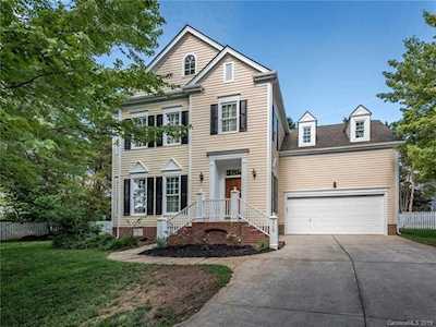 7715 Cashel Ct Charlotte, NC 28270