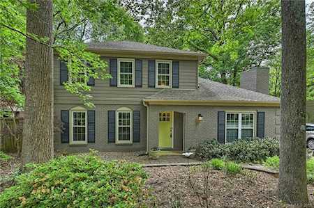6808 Valley Haven Dr Charlotte, NC 28211