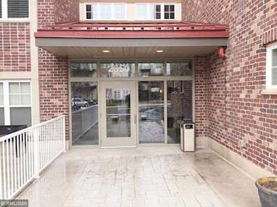 2550 38th Avenue NE #316 Saint Anthony, MN 55421