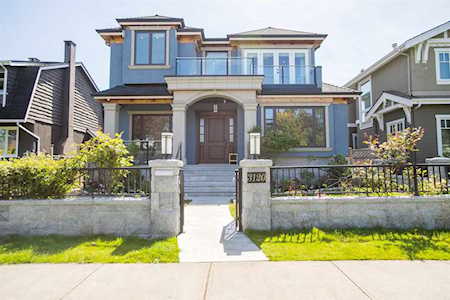 3120 W 19th Avenue Vancouver, BC V6L 1E7